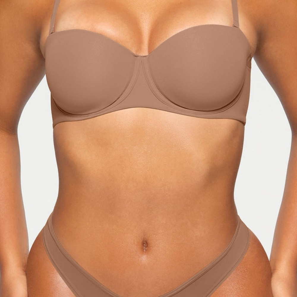 Skims fits everybody strapless bra color Sienna 34C